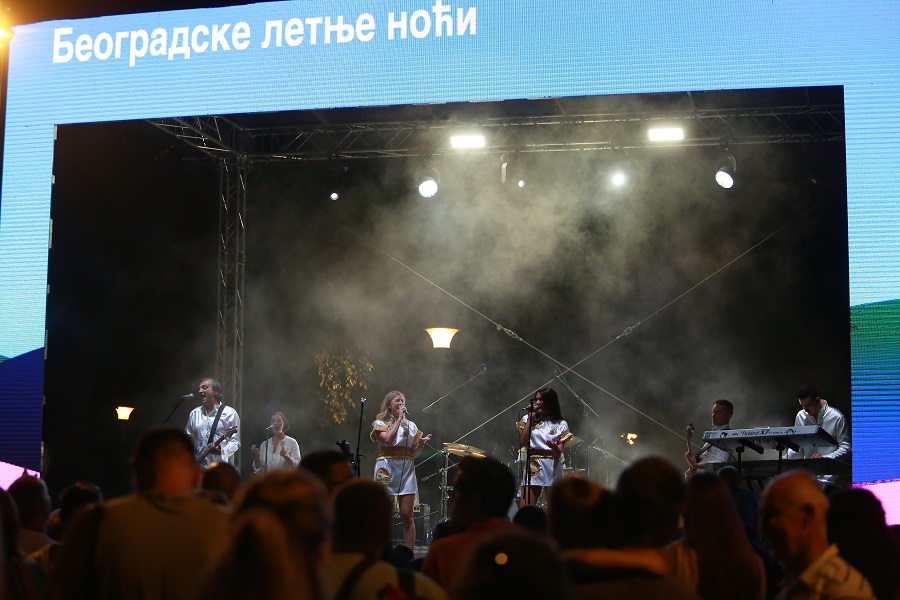 belef-u-bloku-45
