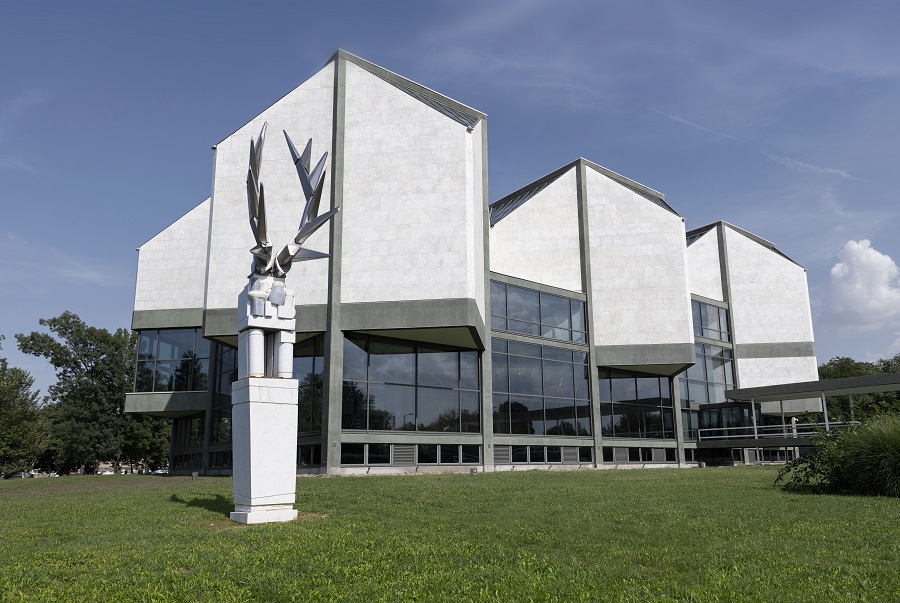radovi-treba-da-ostanu-goli