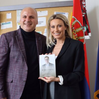 IMG-724aa8c05dd30de015856a8a805cba53-V