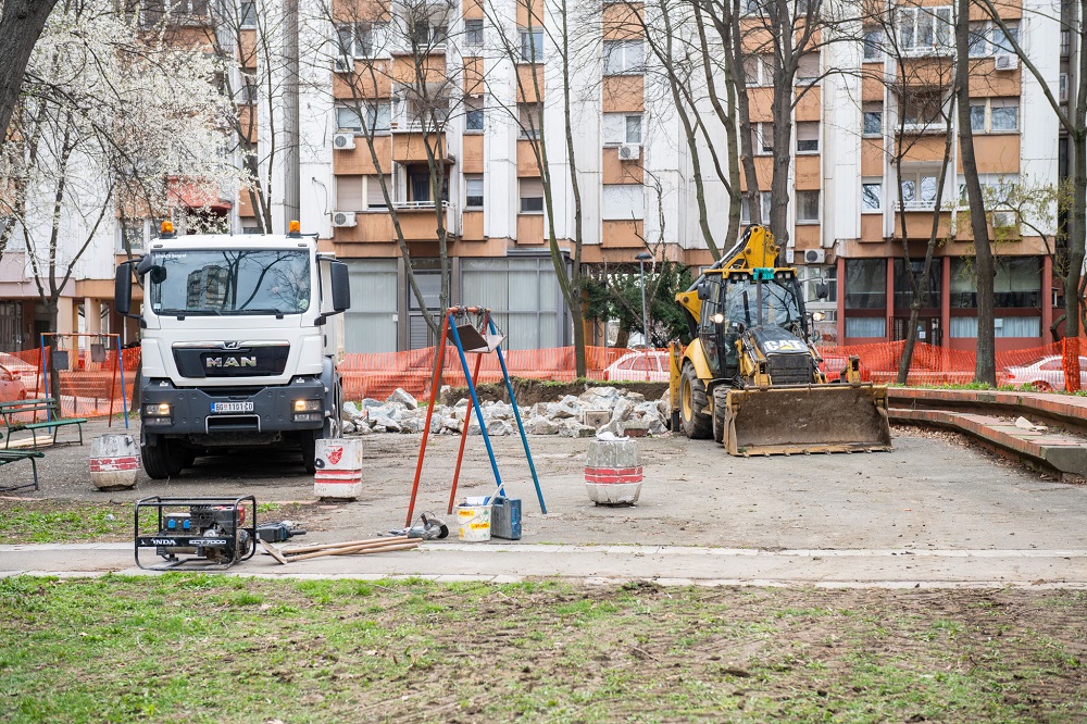 pochela-izgradna-josh-jednog-dechijeg-ig