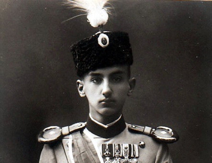 mrachne-tajne-srpskog-dvora