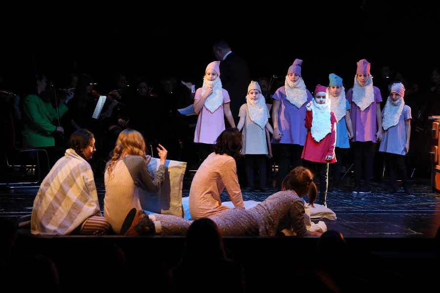 opera-za-detsu-na-stseni-malog-pozorishta