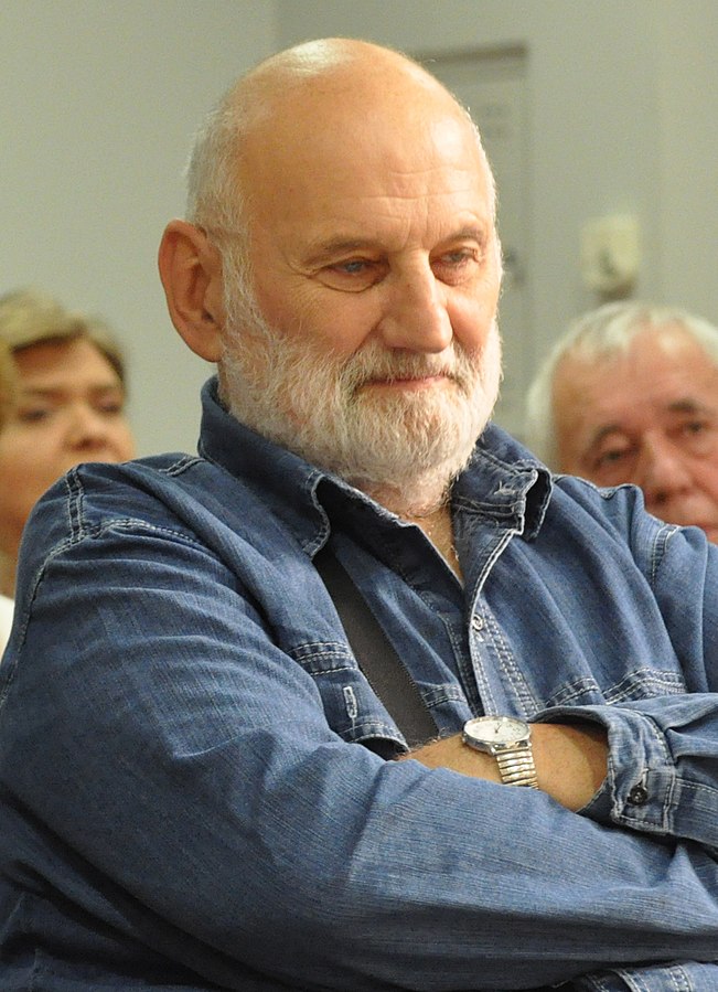 myzika-za-petpijin-venats-ali-i-za-hatsionalny-klacy