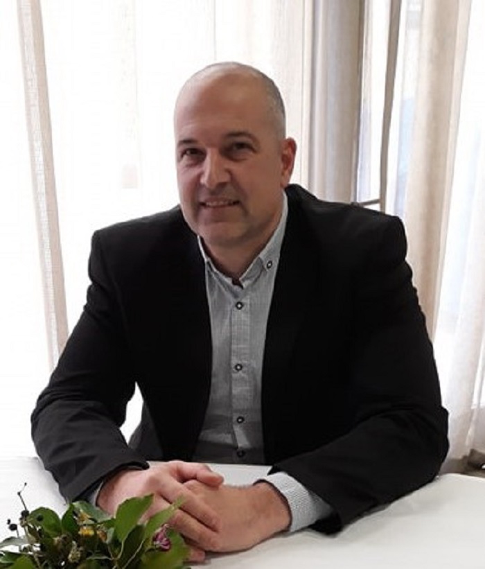 to-shto-nosite-ime-vazhne-lichnosti-nije-d