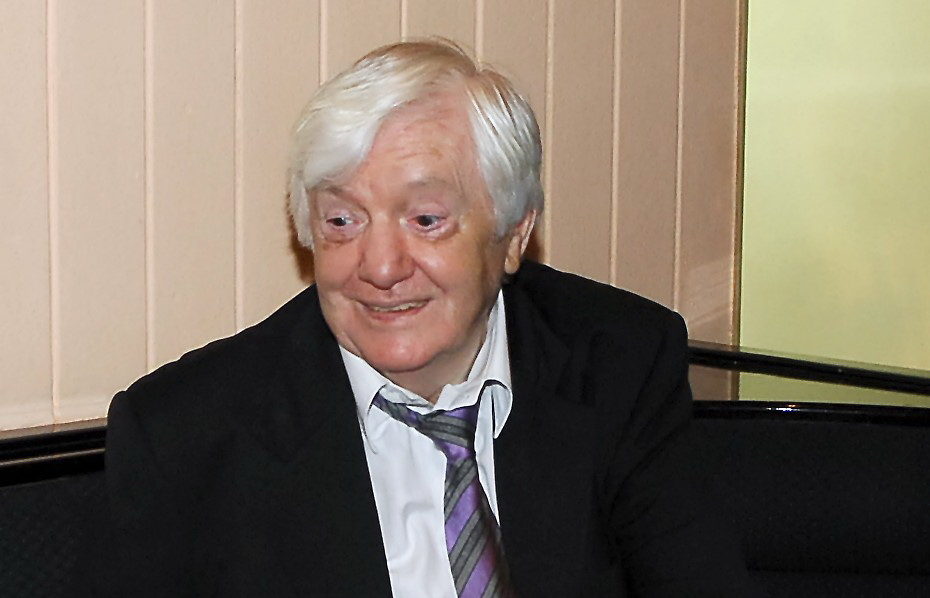 bio-je-nash-elvis-zhiveo-je-za-muziku-i-pu