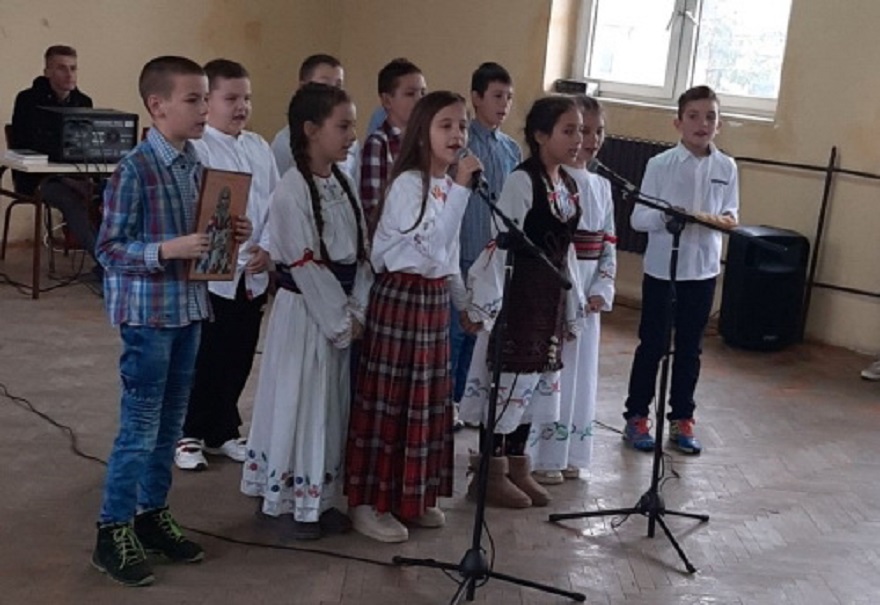 chasopis-ogledaltse-na-dan-shkolske-slav
