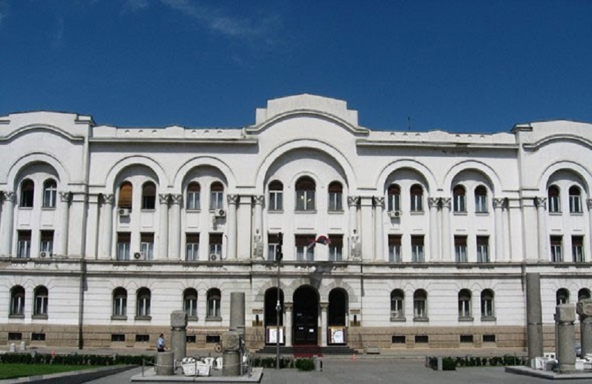 banski-dvor-devet-detsenija-duga-pricha