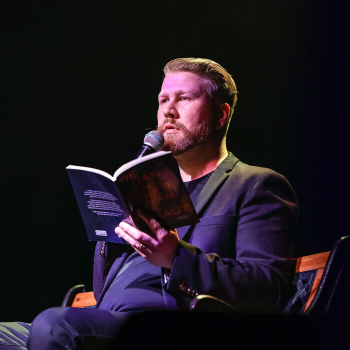 Harri Hertell,Poets of Today, Voices of Tomorrow foto. Črt Piksi.JPG 2