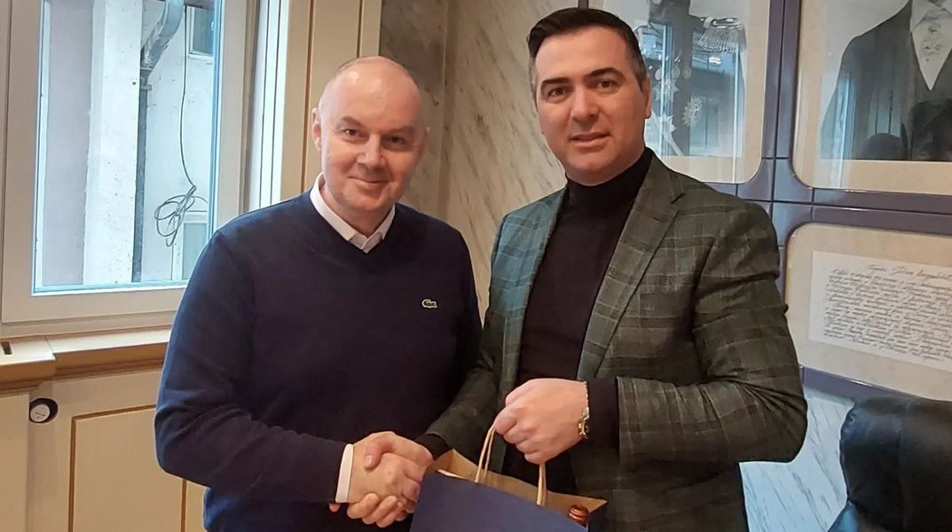 borba-na-prijemu-kod-predsednika-opstine-vrnjacka-banja