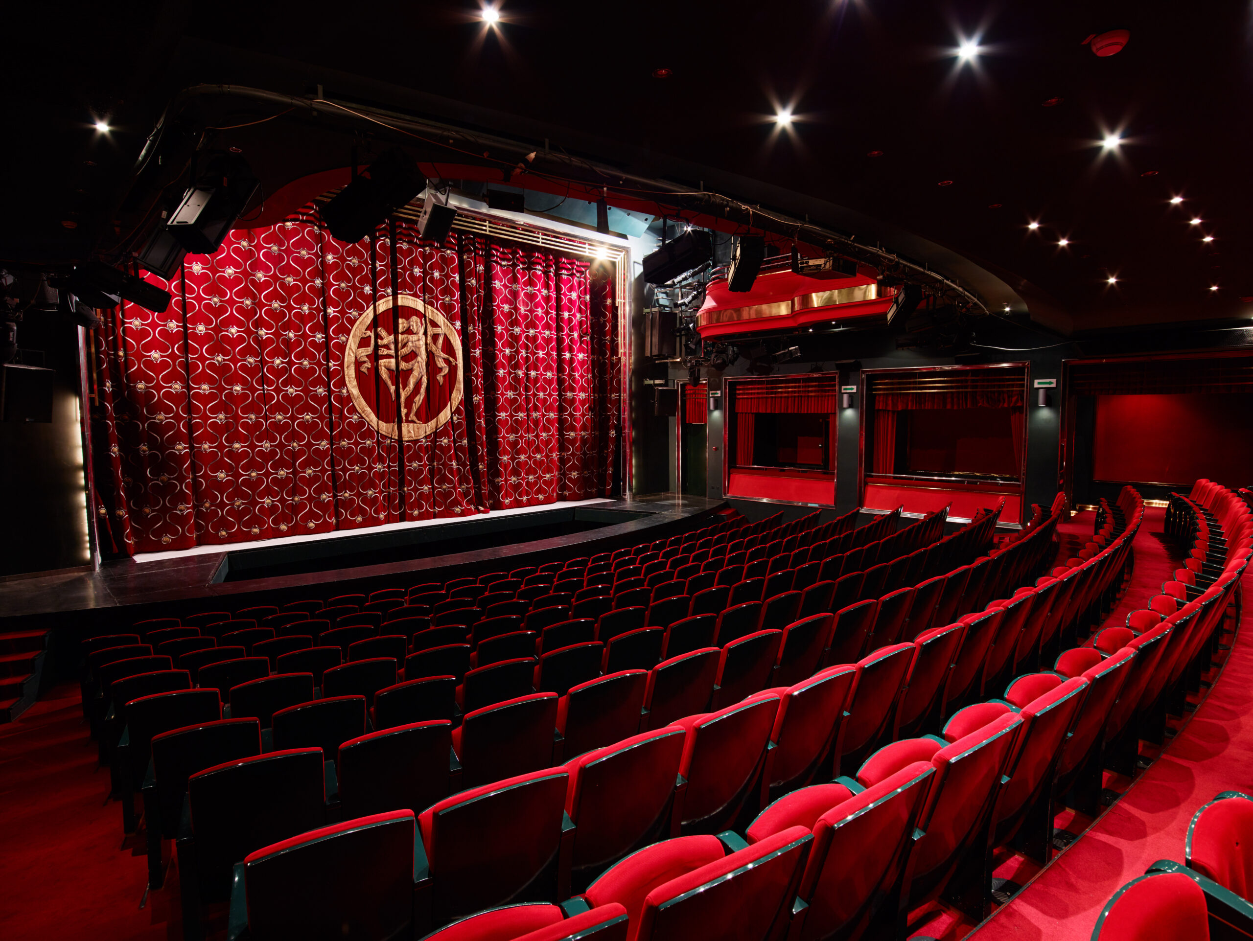 vece-mjuzikla-na-terazijama-premijerno-u-maju