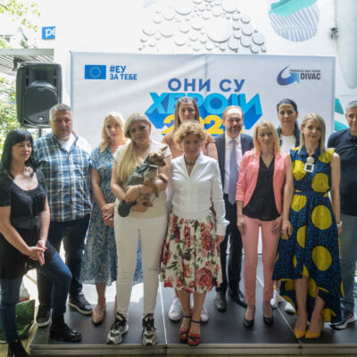 Ана Кошел, директорка Фондације Ана и Владе Дивац са победнцима