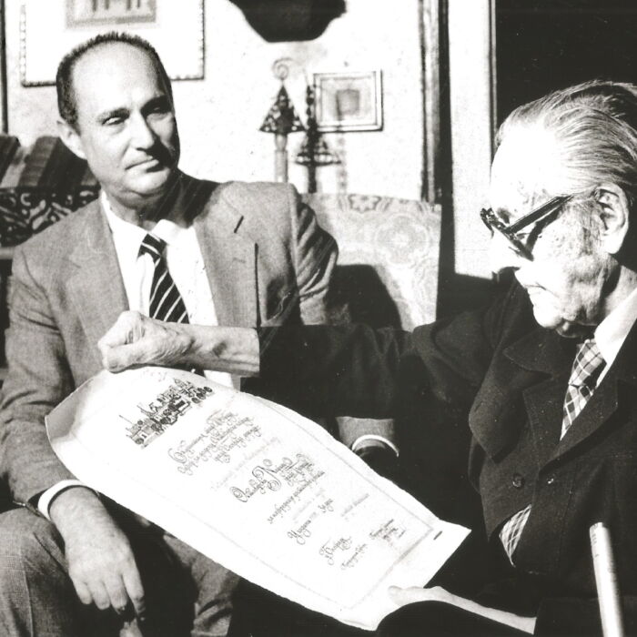 Deroko mesec dana pred smrt Oktobarska nagrada