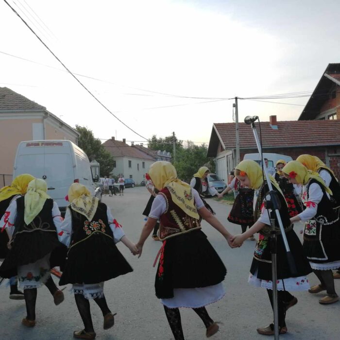 1B64E864-3D7E-497A-97C8-AE55B7E22FD0