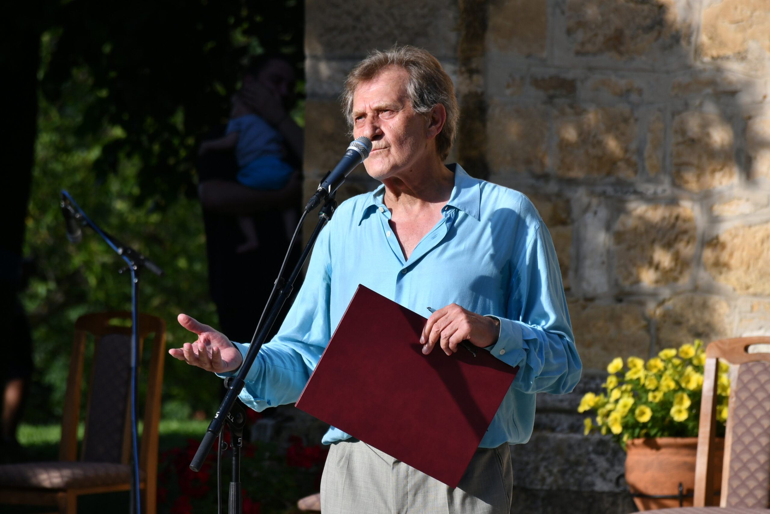 jovici-acinu-dodeljena-nagrada-moma-dimic-za-2023-godinu