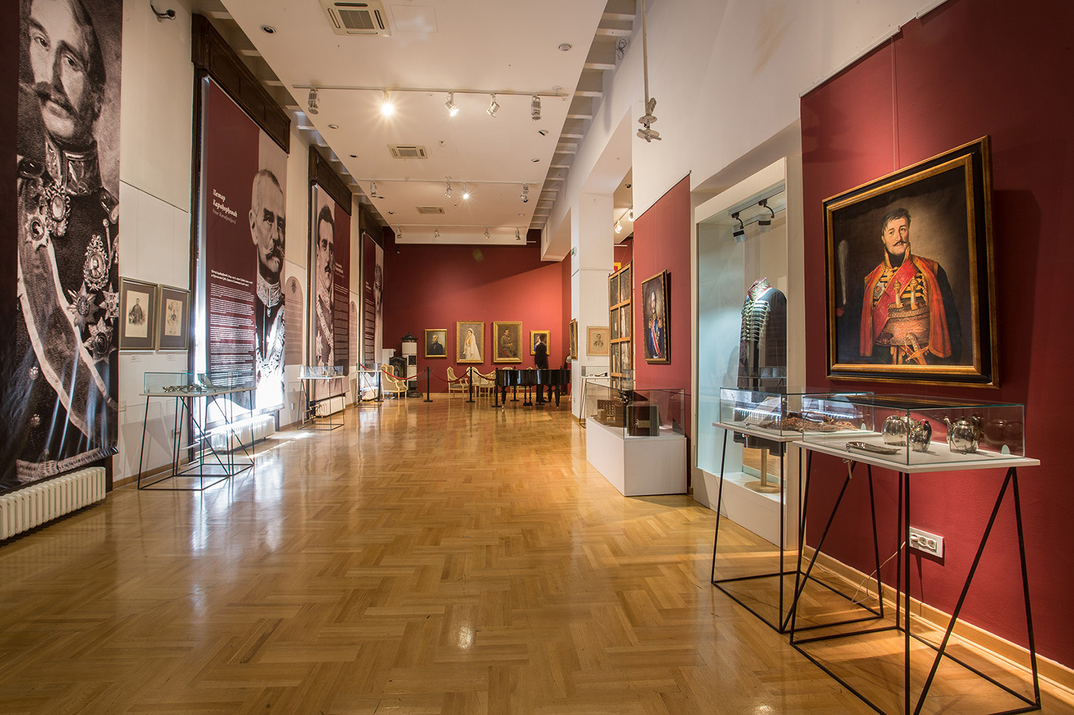 novi-predmeti-na-izlozbi-cekajuci-stacnu-postavku