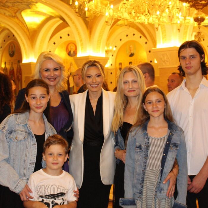 IMG-9f184973035be9fbf6d8d9a54c98a57a-V