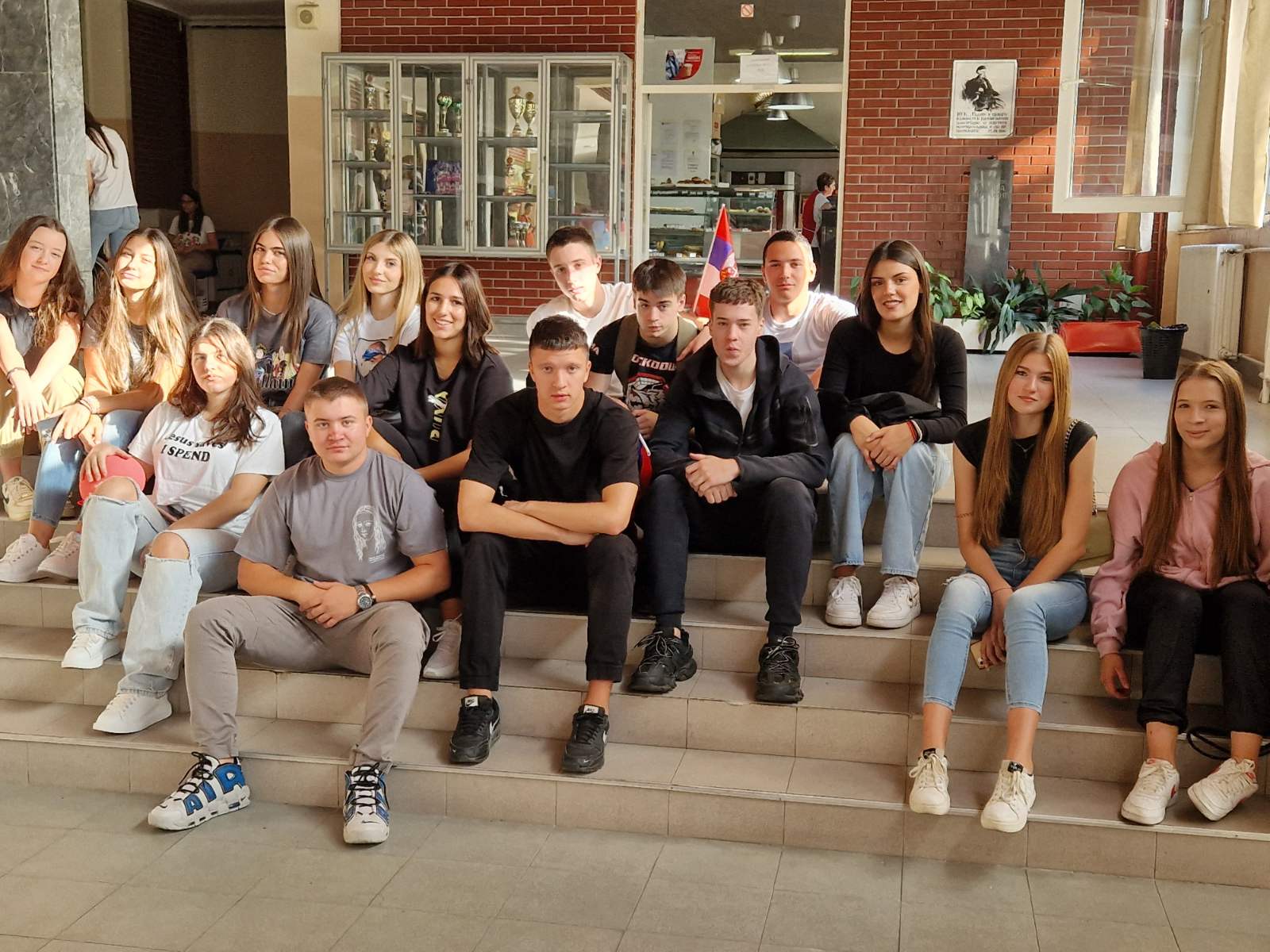 prva-humanitarna-aktivnost-ucenika-sedme-beogradske-gimnazije-u-skolskoj-2023-2024-godini