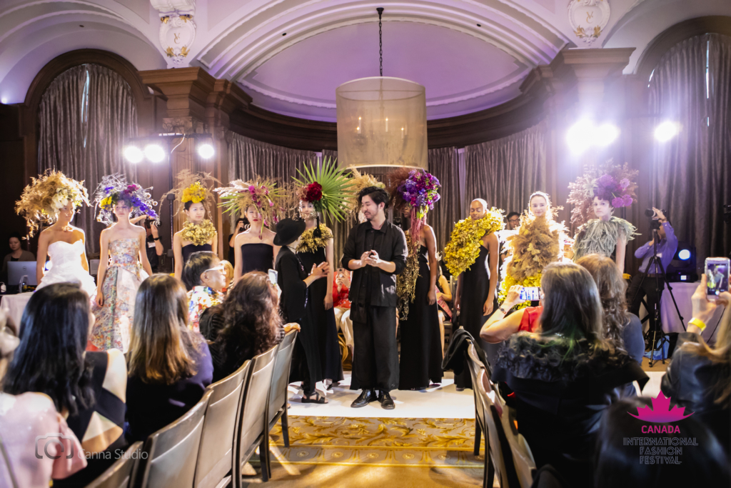 kreativni-carobnjak-iz-japana-hikaru-seino-donosi-jedinstvenu-kombinaciju-umetnosti-i-prirode-na-scenu-serbia-fashion-week-a