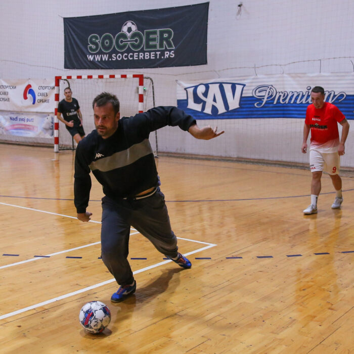 PINK - CASOPIS BORBA SOCCER