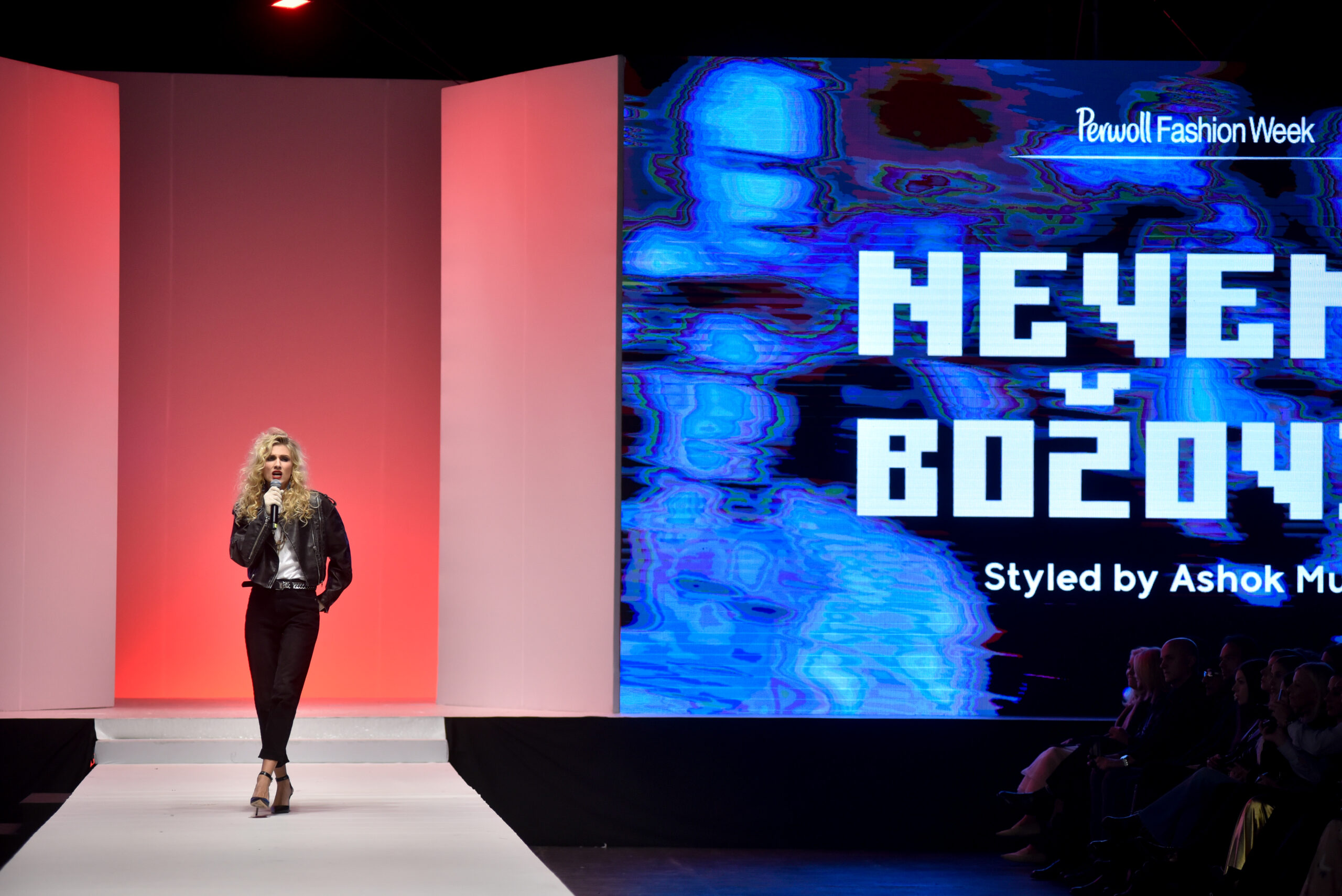 spektakl-trece-veceri-52-perwoll-fashion-week-a