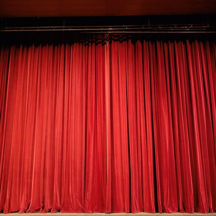 theater-432045_1280
