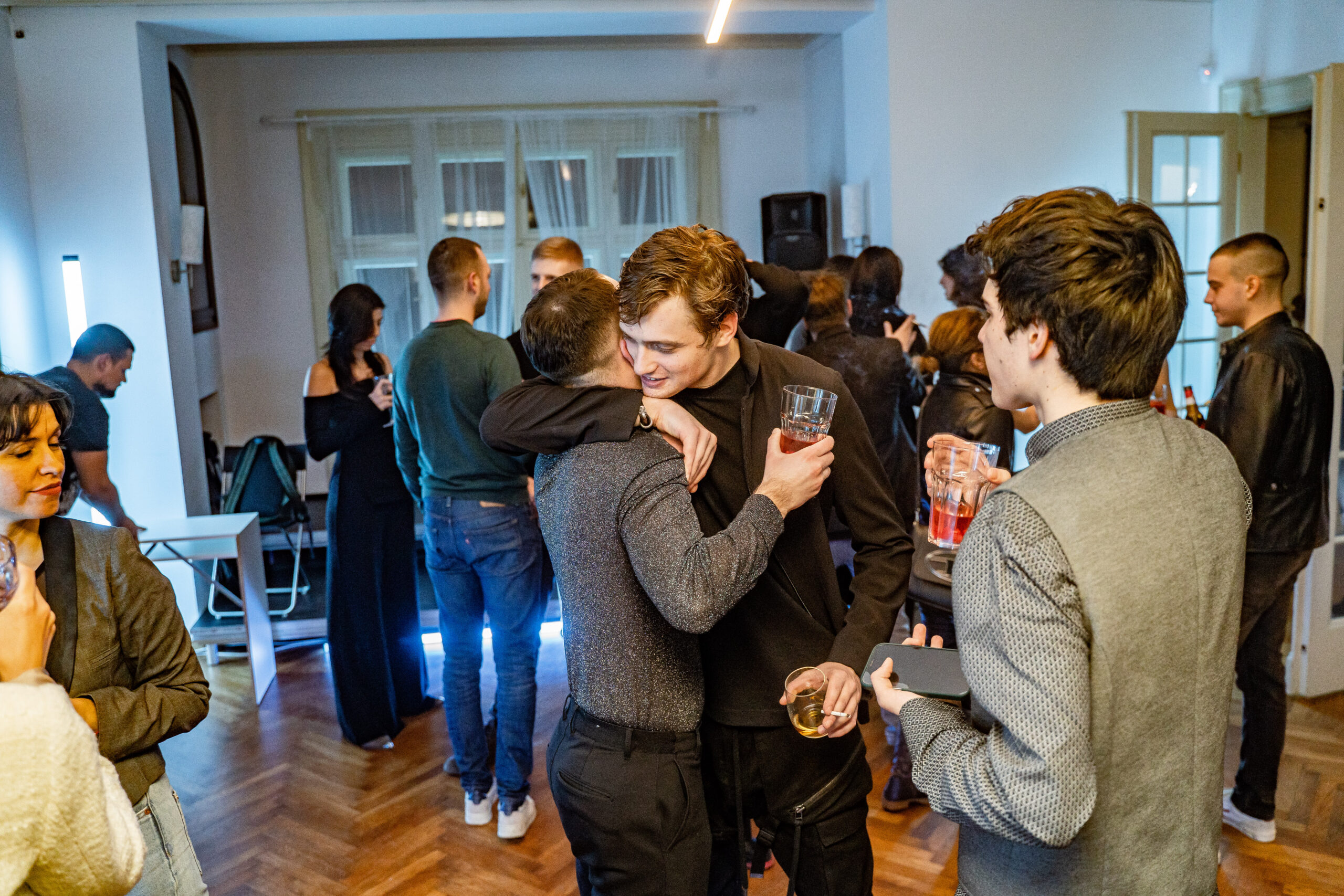 premijera-nove-pozorisne-predstave-klimaks-u-hartefakt-produkciji