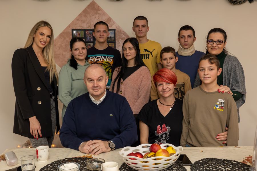 prijateljstvo-je-iznad-svega