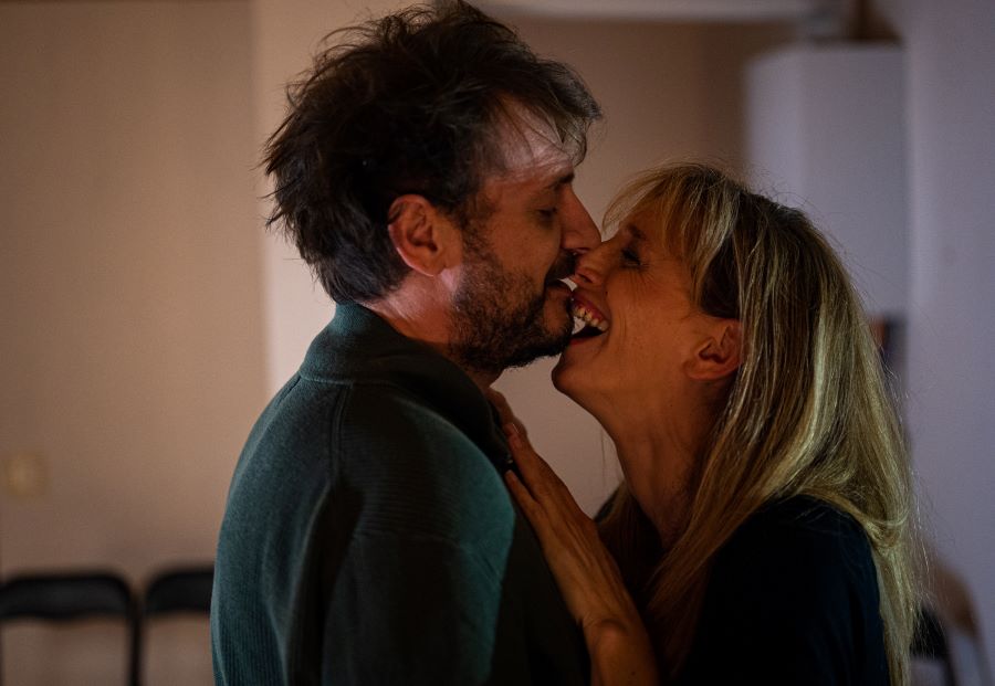 gostovanje-predstave-romana-nikolica-na-dnu-okeana-postoje-neki-svjetovi-u-hartefakt-kuci