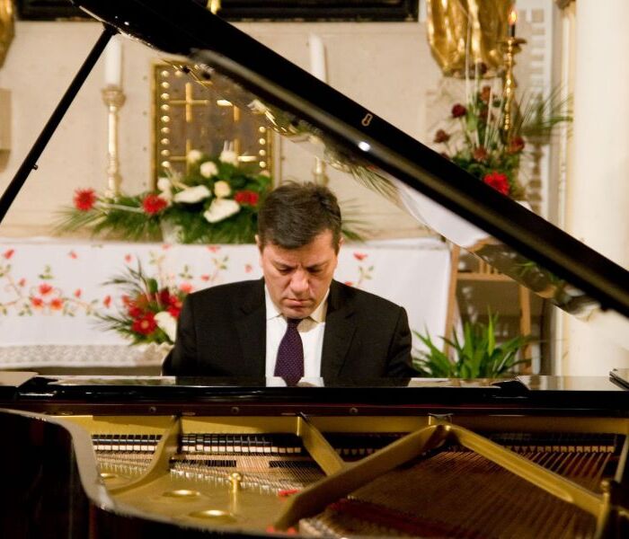 Aleksandar Serdar, privatna arhiva