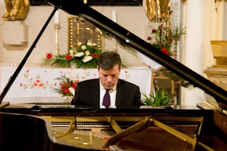 predstavljanje-monografije-aleksandra-serdara-na-kolarcu