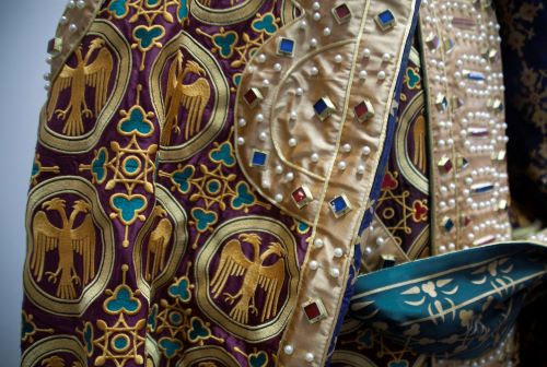 Реконструкција одежде деспота Стефана Лазаревића детаљ Фото ИМС