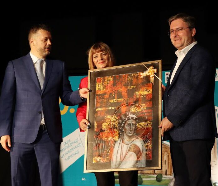 Sinisa Spasojevic Vesna Djuric i Nikola Selakovic