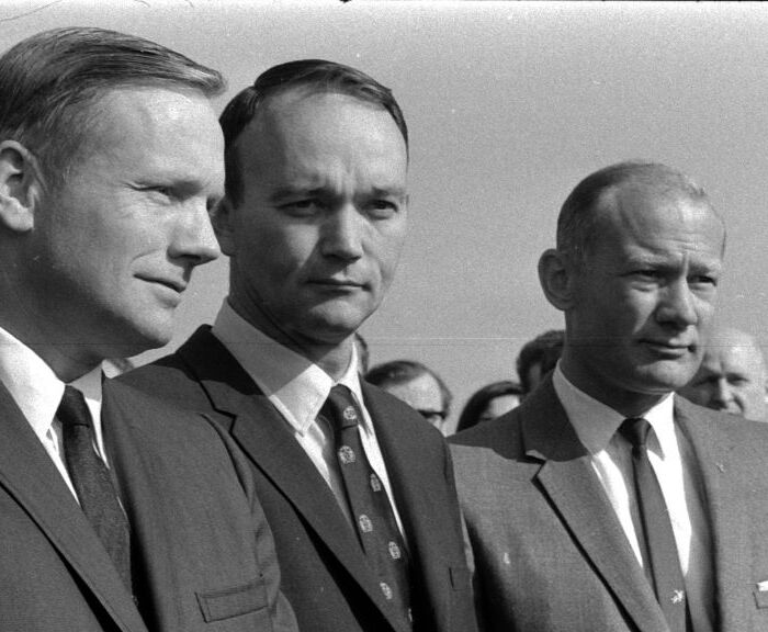 armstrong oldrin kolins