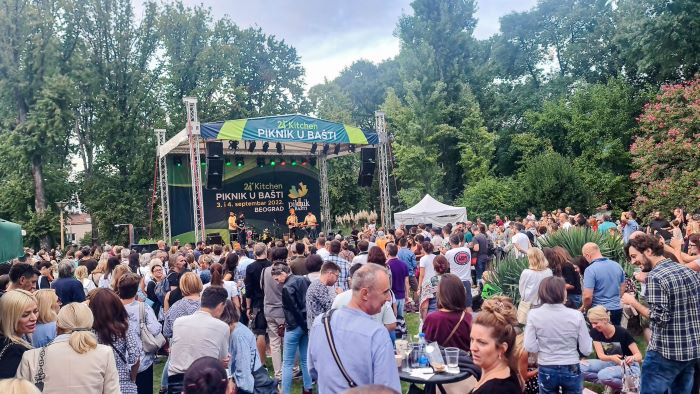 Ljetno kino na Pikniku, foto Srđan Maksimović