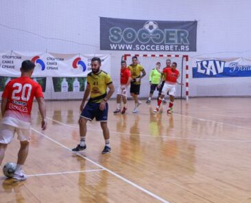 Casopis Borba-Soccer - FNS kod Pobratima FOTO ZLATNA LIGA SLOBODAN SANDIC